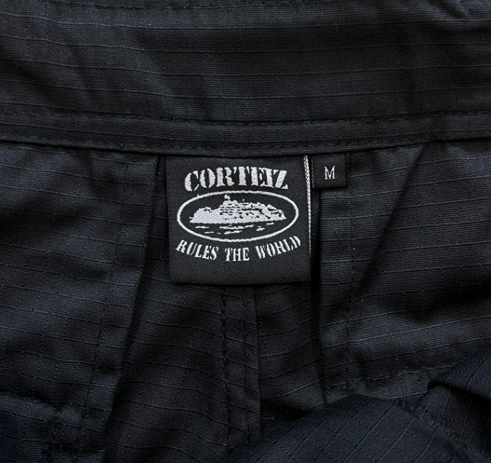 CORTEIZ GUERILLAZ CARGO PANTS - BLACK & WHITE